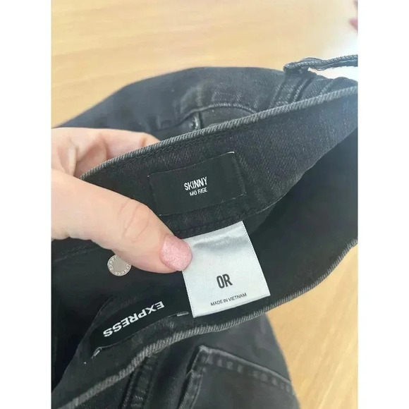 NEW Express Skinny Mid Rise Skinny Jeans size 0R - Picture 2 of 5